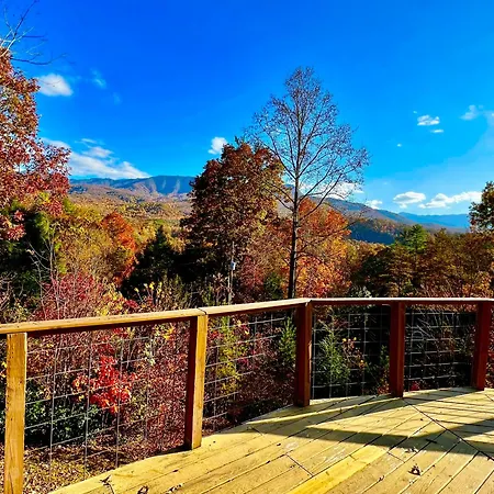 Hawks View Gatlinburg Mountain Cabin Exterior photo