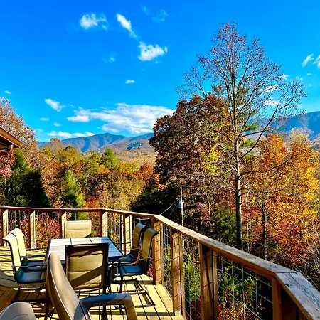 Hawks View Gatlinburg Mountain Cabin Exterior photo